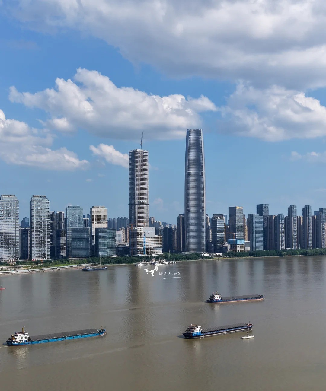 武汉绿地中心 风光 2